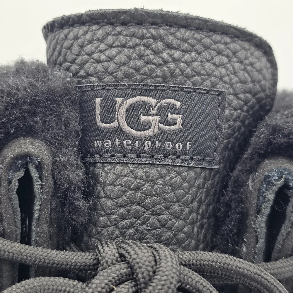 NWOT UGG Adirondack III Winter Waterproof Leather Snow Boots, Black, Women's 8.5 - Picture 5 of 16